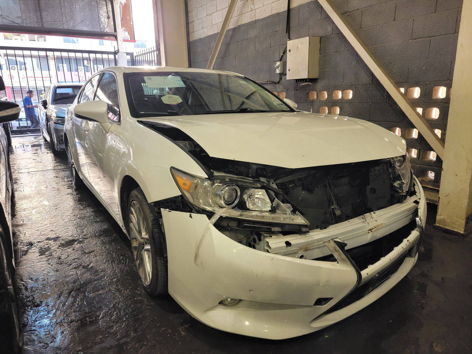 LEXUS ES 350 2014 - Marhaba Auction Used Cars - Image 4