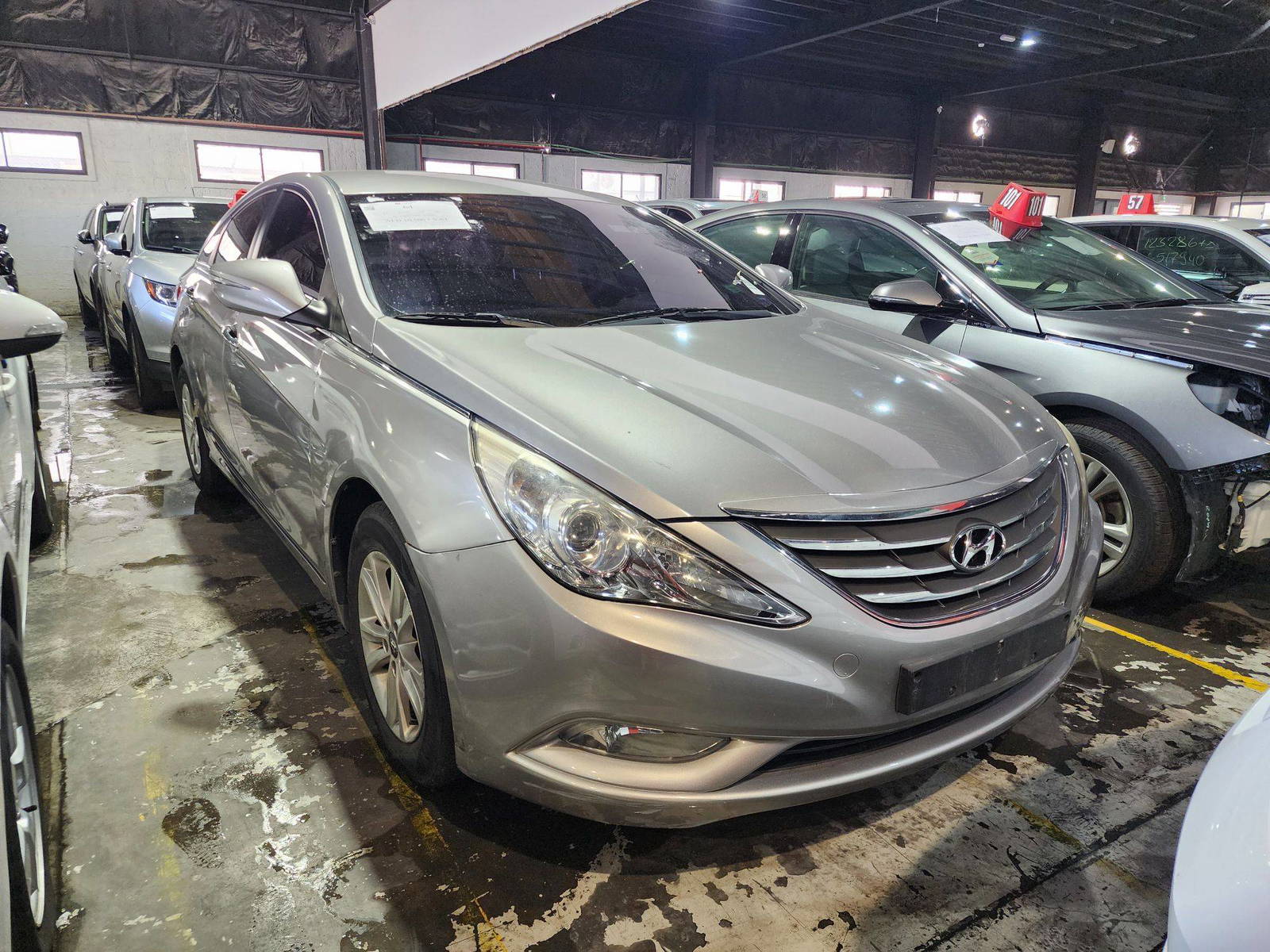 2012 HYUNDAI SONATA — 154270 KM — Lot 418610 — Al Quoz - Marhaba Auctions Used Cars - Image 3