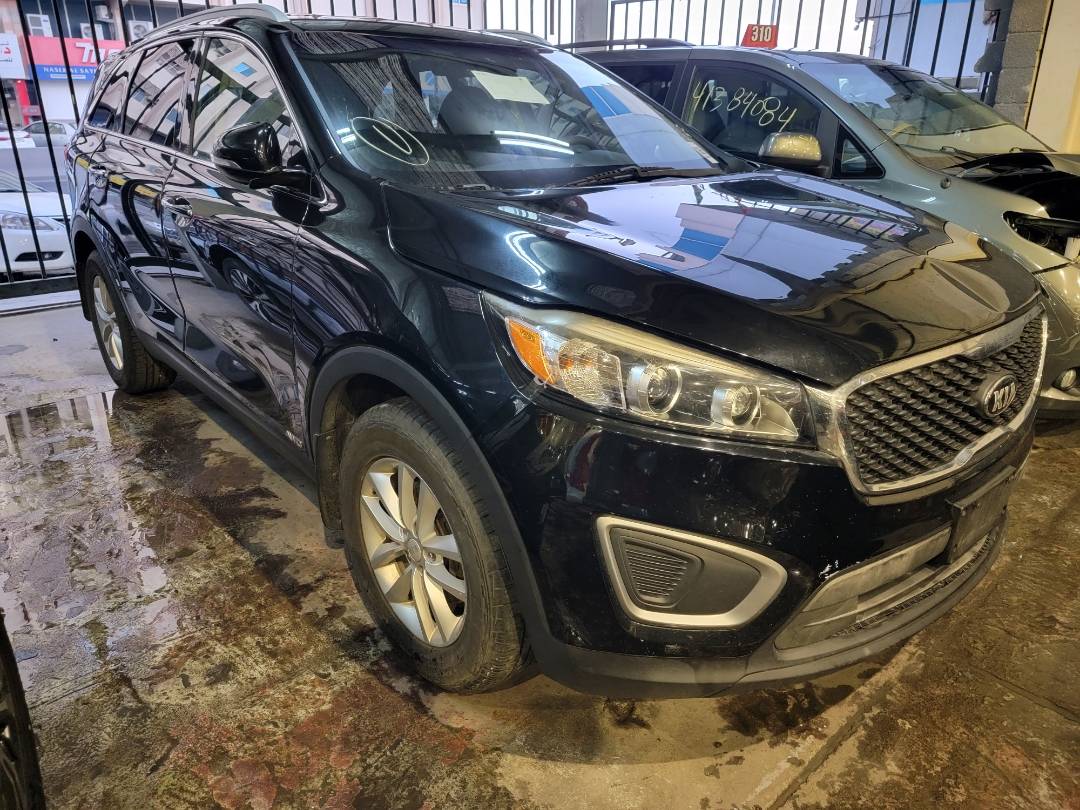 2018 KIA SORENTO — 179498 Miles — Lot A34JG408961 — Main - Marhaba Auctions Used Cars - Image 3