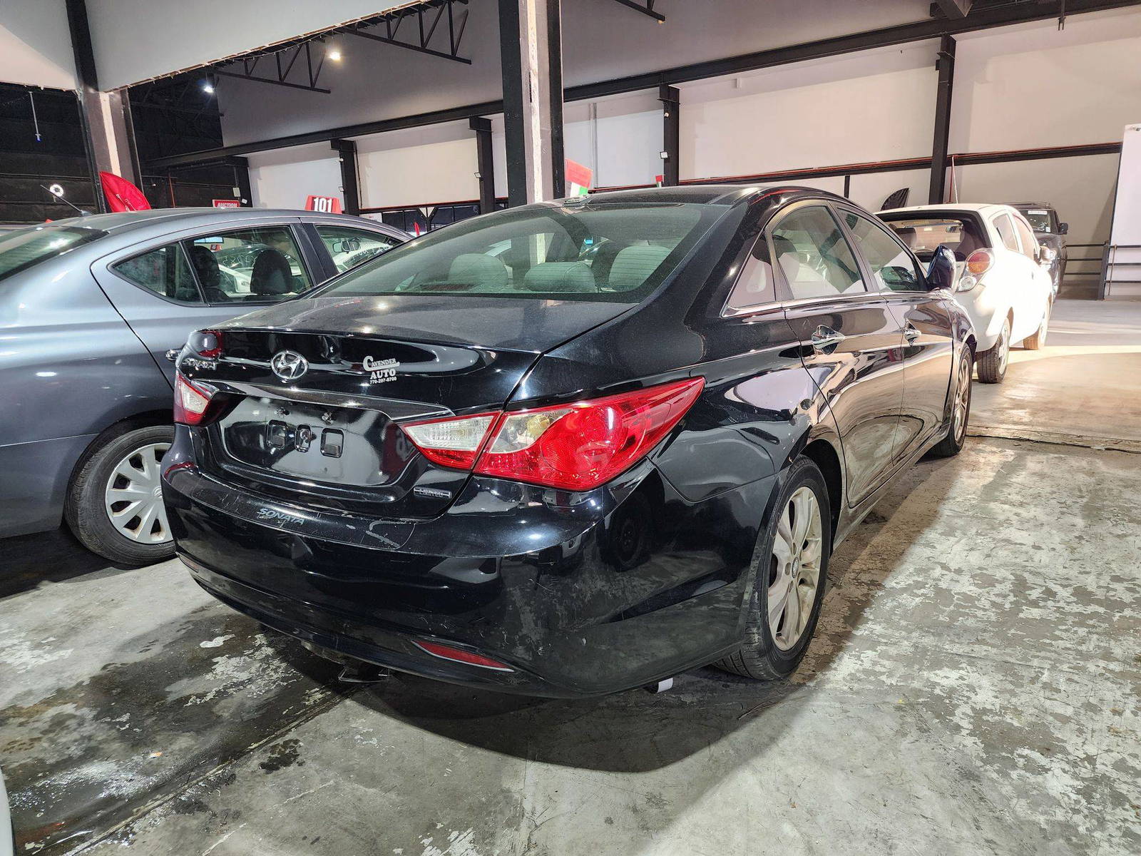 2013 HYUNDAI SONATA — 179648 Miles — Lot 581656 — Ind. 12 - Marhaba Auctions Used Cars - Image 4