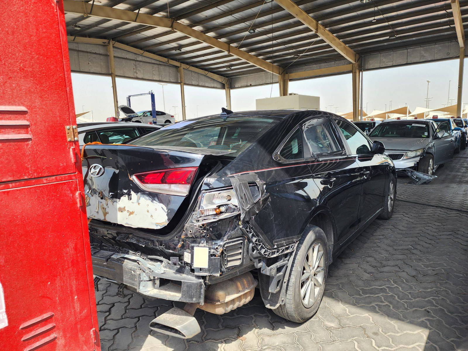 2018 HYUNDAI SONATA — 80714 Miles — Lot 2627627 — Souq - Marhaba Auctions Used Cars - Image 4