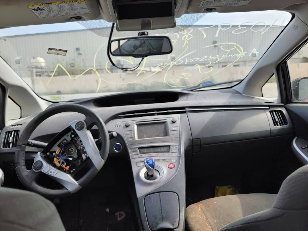 2014 TOYOTA PRIUS — 278942 Miles — Lot 9E1772569 — Main - Marhaba Auctions Used Cars - Image 8