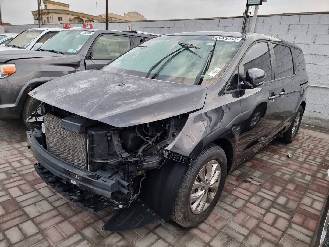 2019 KIA SEDONA — 89059 Miles — Lot 215487 — Souq - Marhaba Auctions Used Cars - Image 5