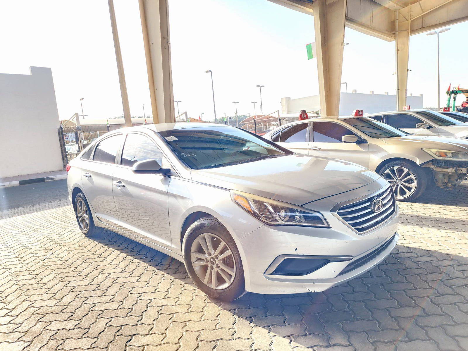 2017 HYUNDAI SONATA — 114860 Miles — Lot 235198 — Souq - Marhaba Auctions Used Cars - Image 4