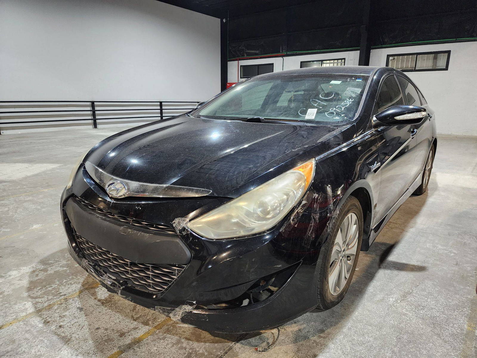 2013 HYUNDAI SONATA — 211129 Miles — Lot 16495 — Al Quoz - Marhaba Auctions Used Cars - Image 5