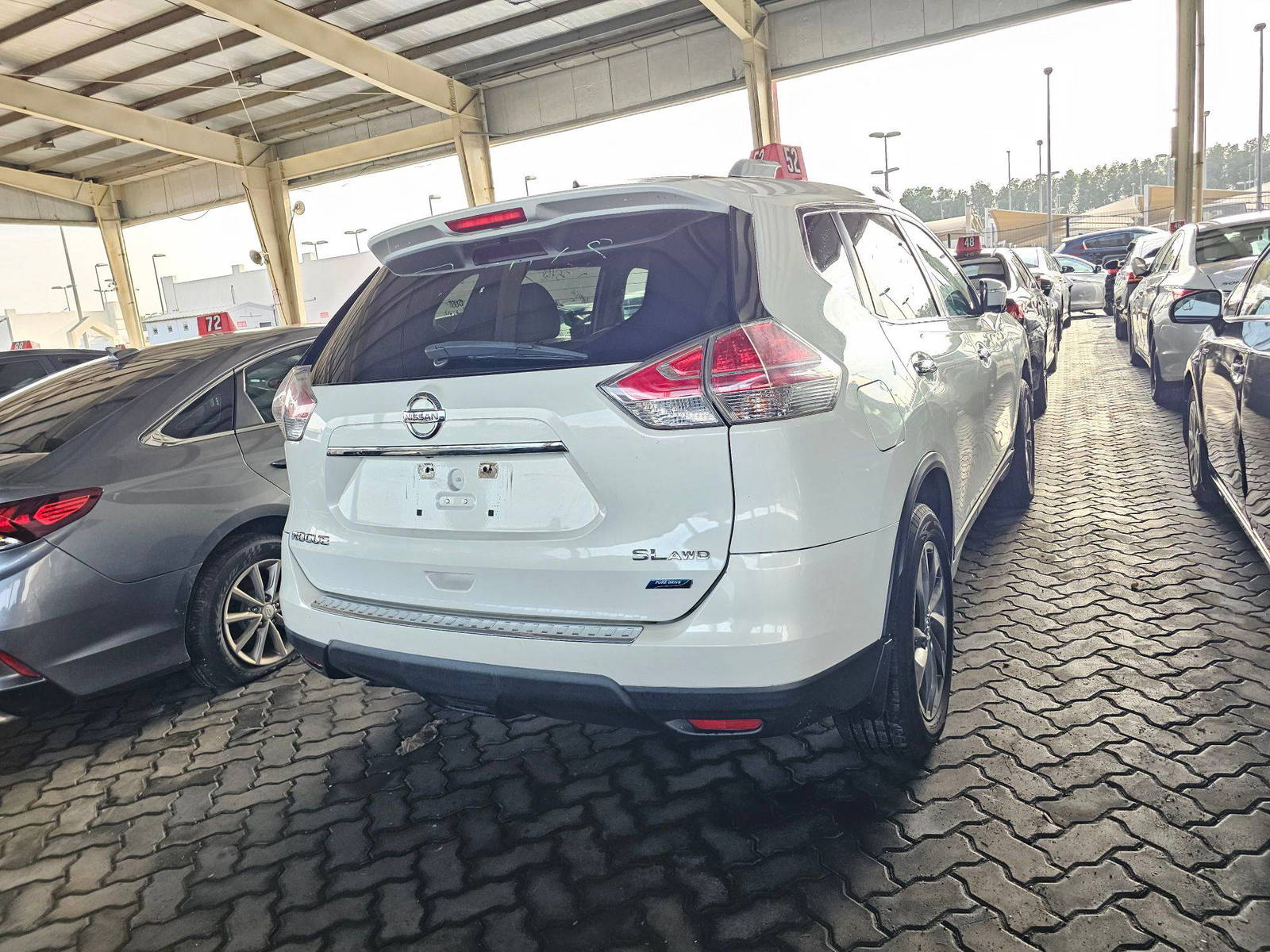 2014 NISSAN ROGUE — 159237 Miles — Lot EC830117 — Souq - Marhaba Auctions Used Cars - Image 3