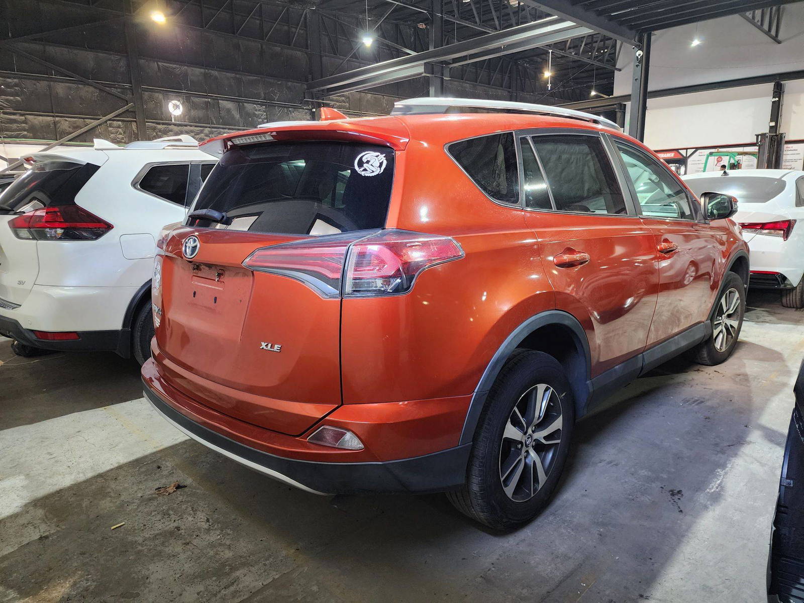 2016 TOYOTA RAV4 — 129817 Miles — Lot 41157318 — Souq - Marhaba Auctions Used Cars - Image 5