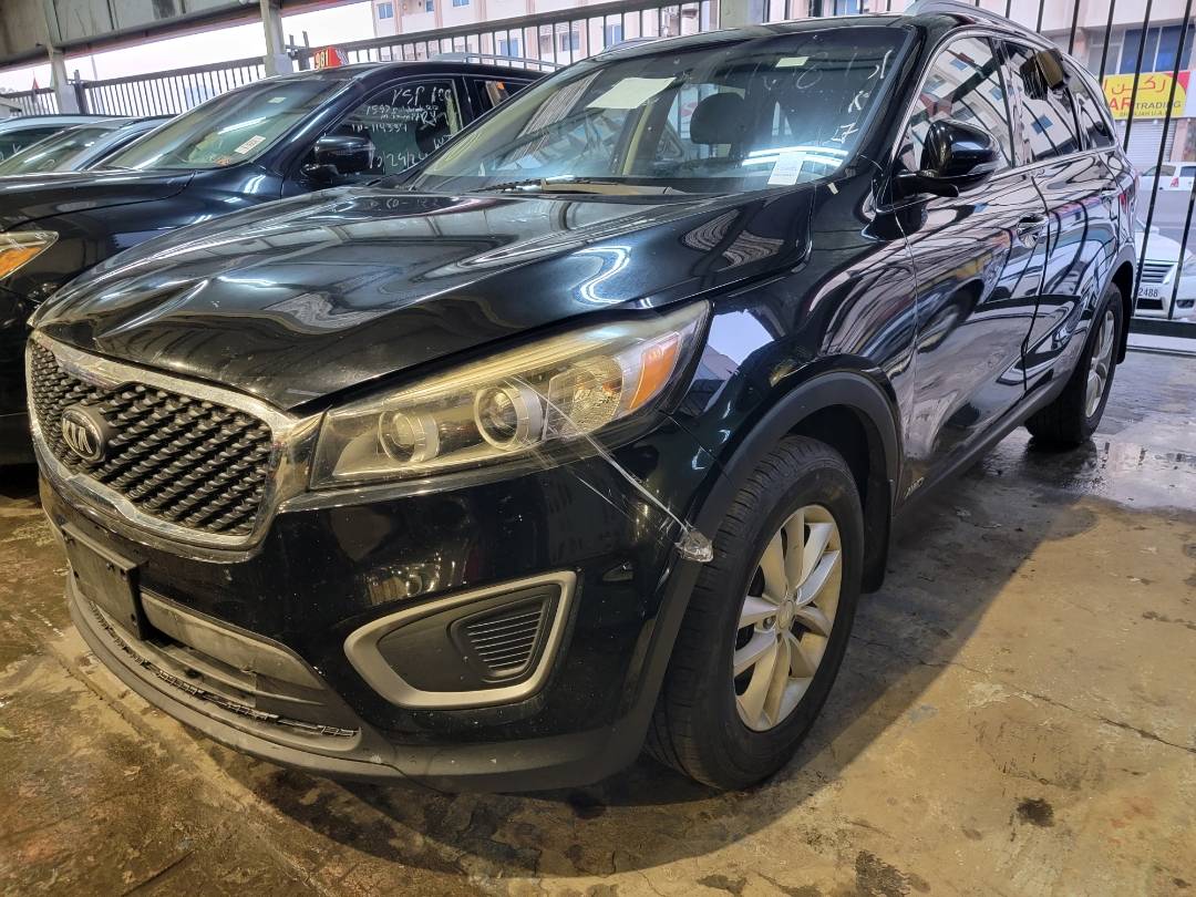 2018 KIA SORENTO — 179498 Miles — Lot A34JG408961 — Main - Marhaba Auctions Used Cars - Image 4