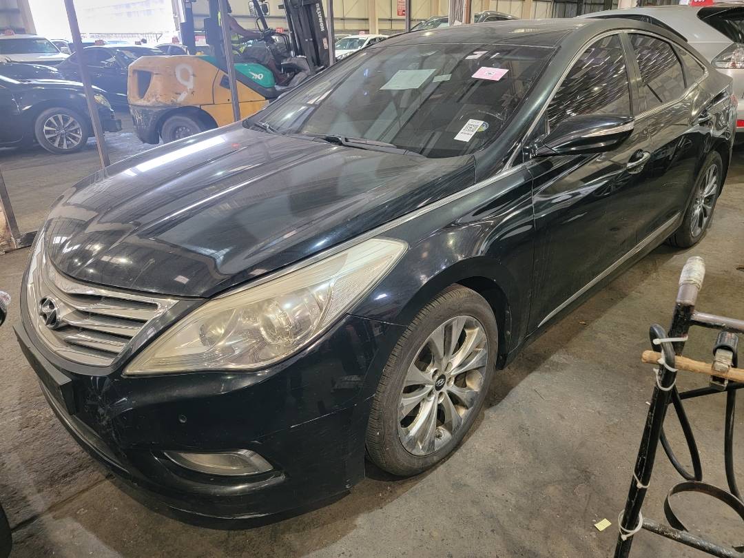 2012 HYUNDAI GRANDEUR — 203108 KM — Lot 113678 — Main - Marhaba Auctions Used Cars - Image 5