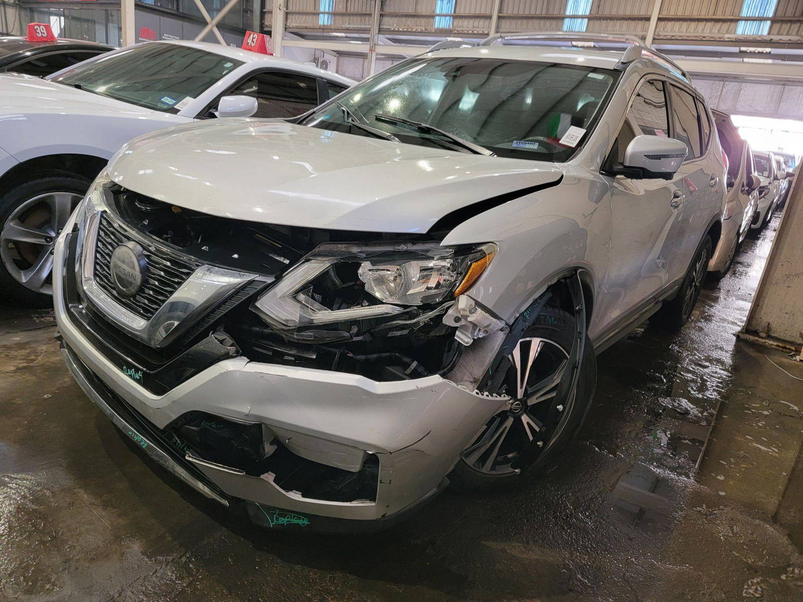 2018 NISSAN ROGUE — 168575 Miles — Lot 68881165 — Main - Marhaba Auctions Used Cars - Image 5
