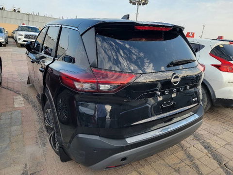 NISSAN ROGUE