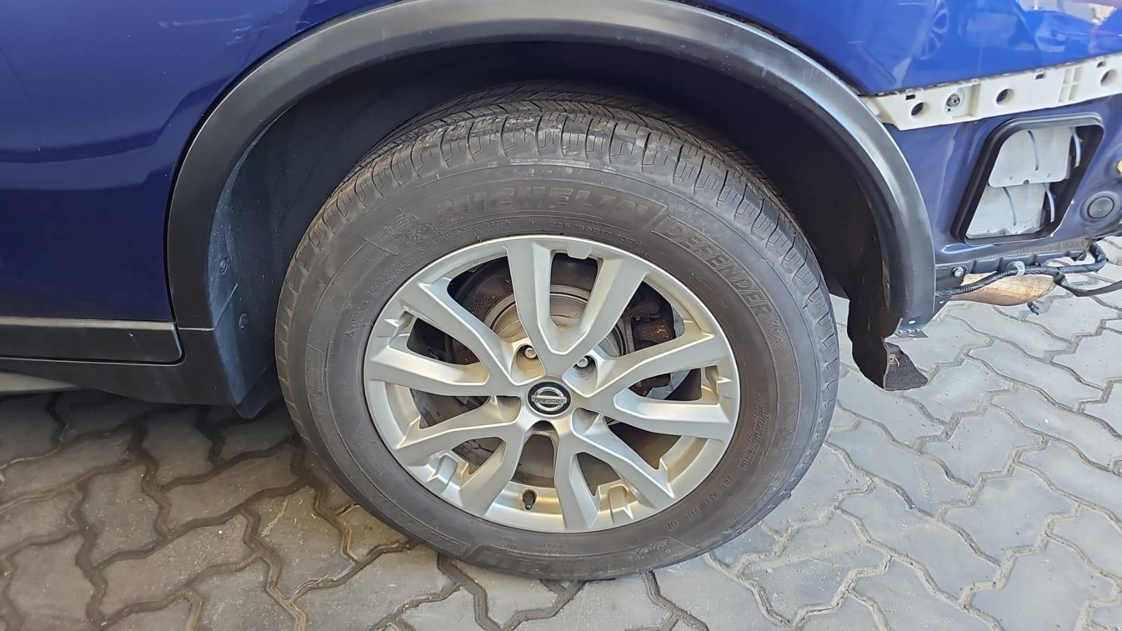 NISSAN ROGUE 2017 - Marhaba Auction Used Cars - Image 4