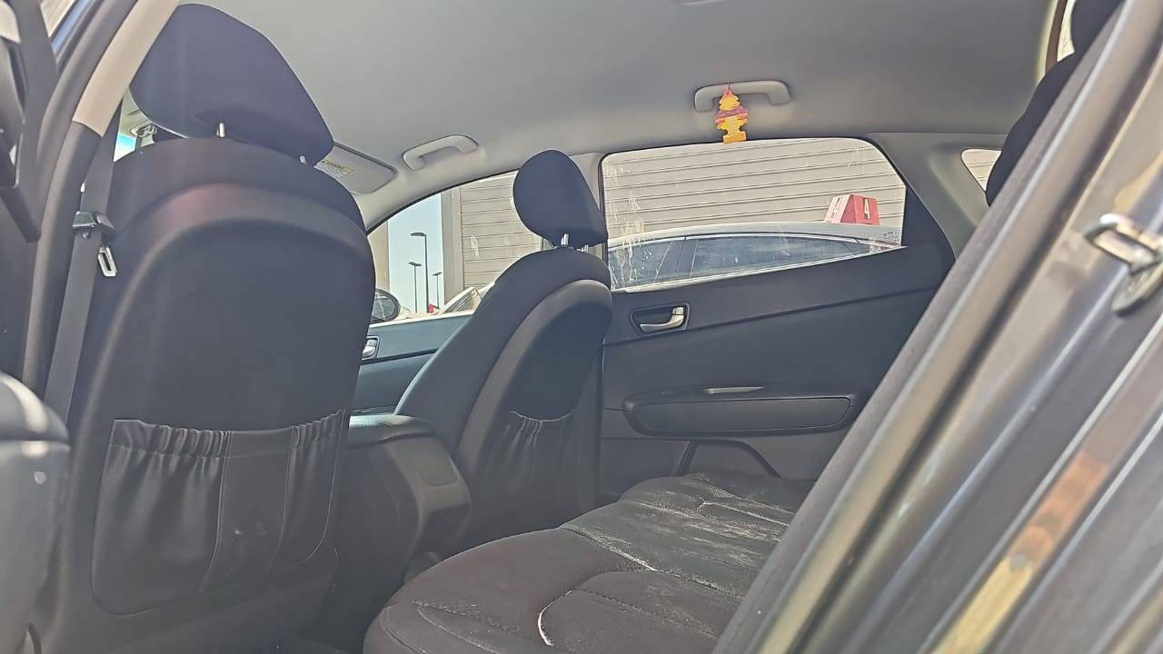 2018 KIA OPTIMA — 110536 Miles — Lot J5211862 — Souq - Marhaba Auctions Used Cars - Image 7