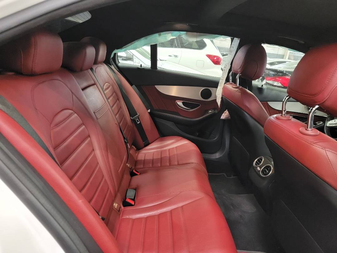 2019 MERCEDES BENZ C300 — 36777 Miles — Lot B7KU294728 — Main - Marhaba Auctions Used Cars - Image 6