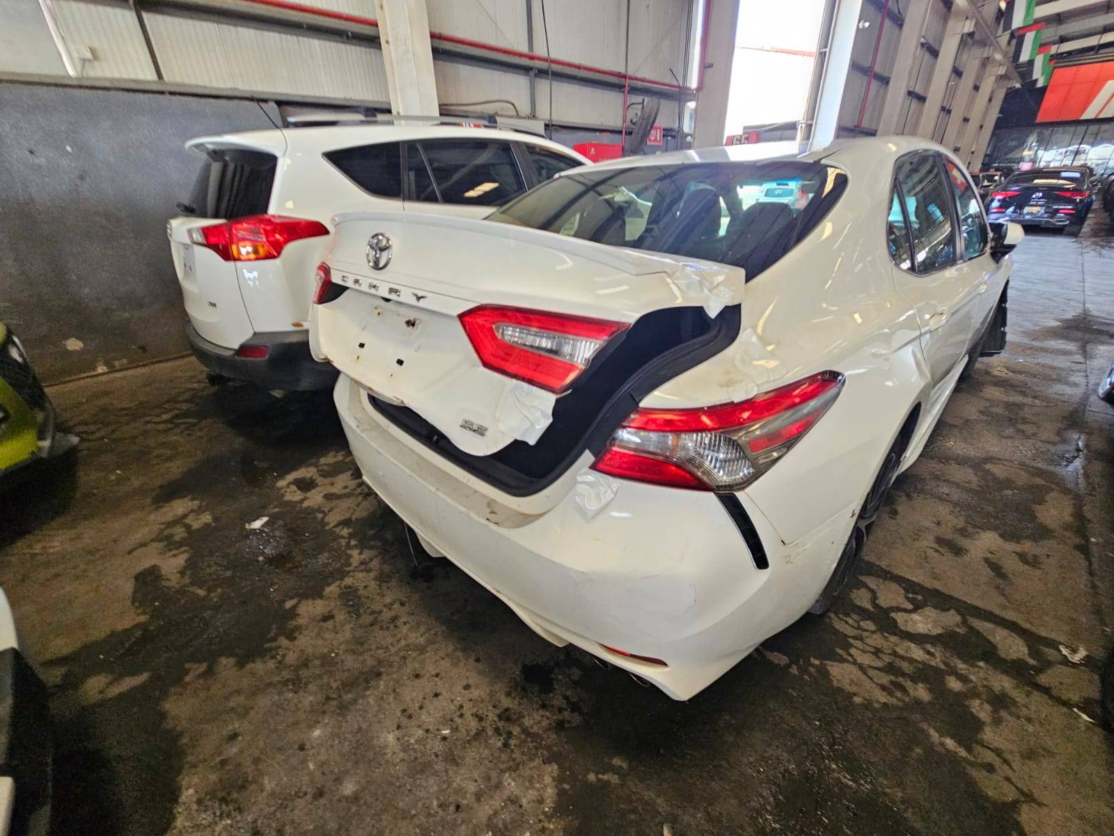 2018 TOYOTA CAMRY — 209737 KM — Lot J3008530 — Main - Marhaba Auctions Used Cars - Image 6