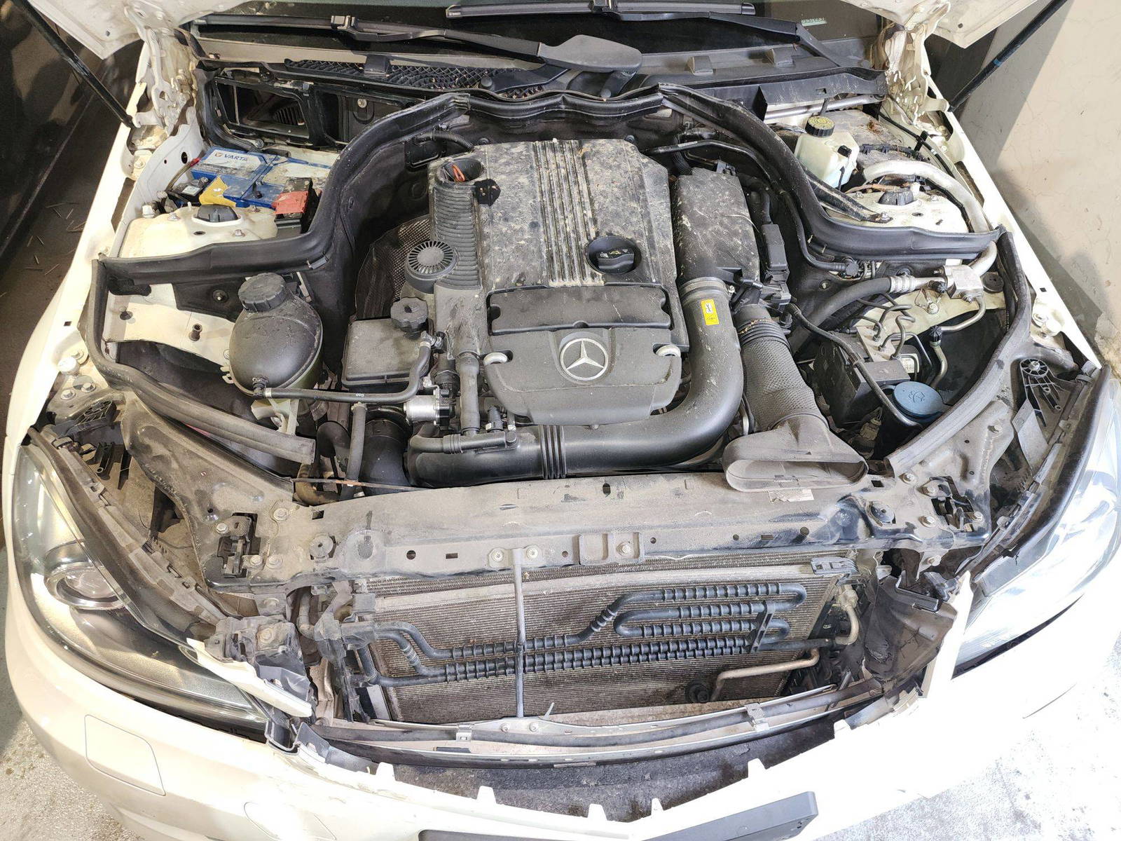 2012 MERCEDES BENZ C200 — 202897 KM — Lot 657036 — Al Quoz - Marhaba Auctions Used Cars - Image 13