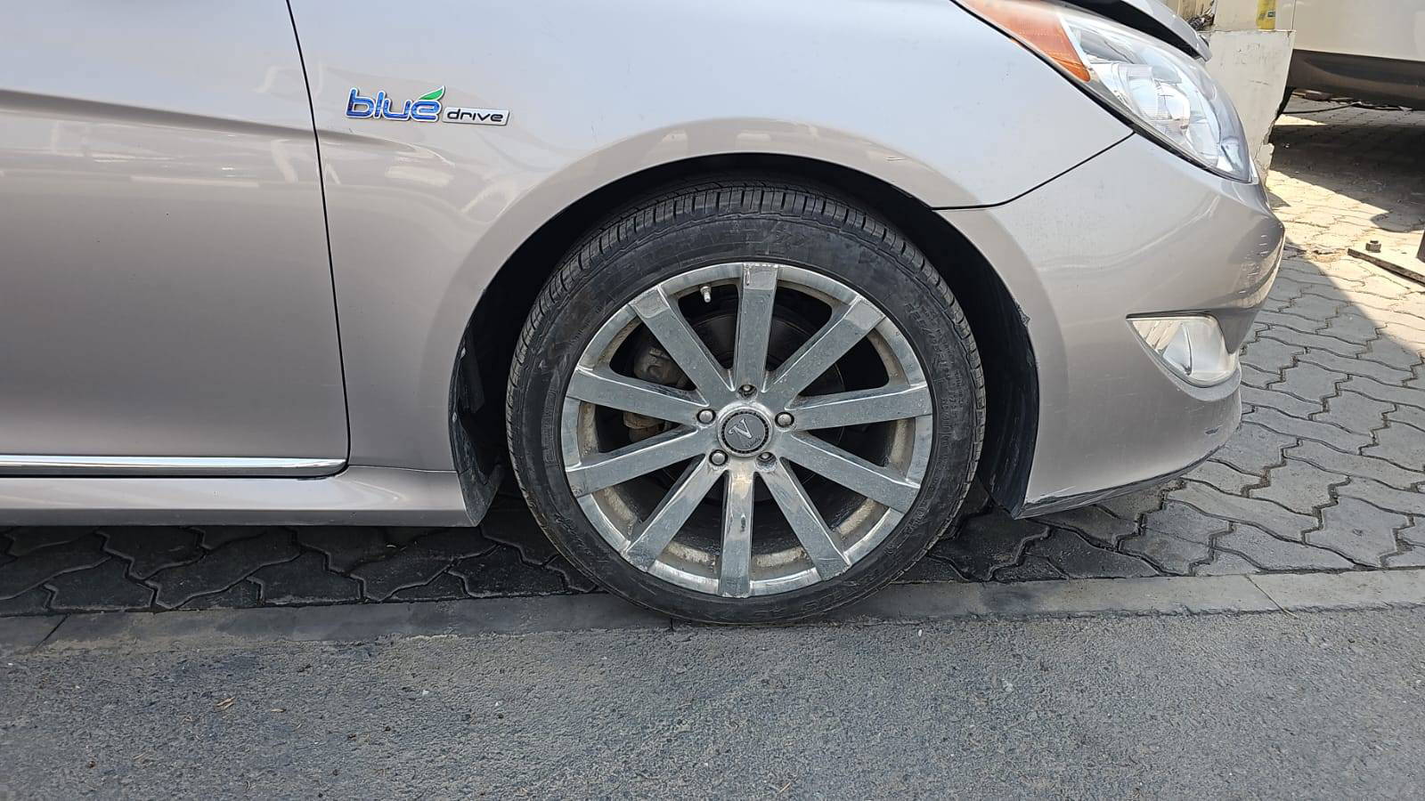 HYUNDAI SONATA 2012 - Marhaba Auction Used Cars - Image 4