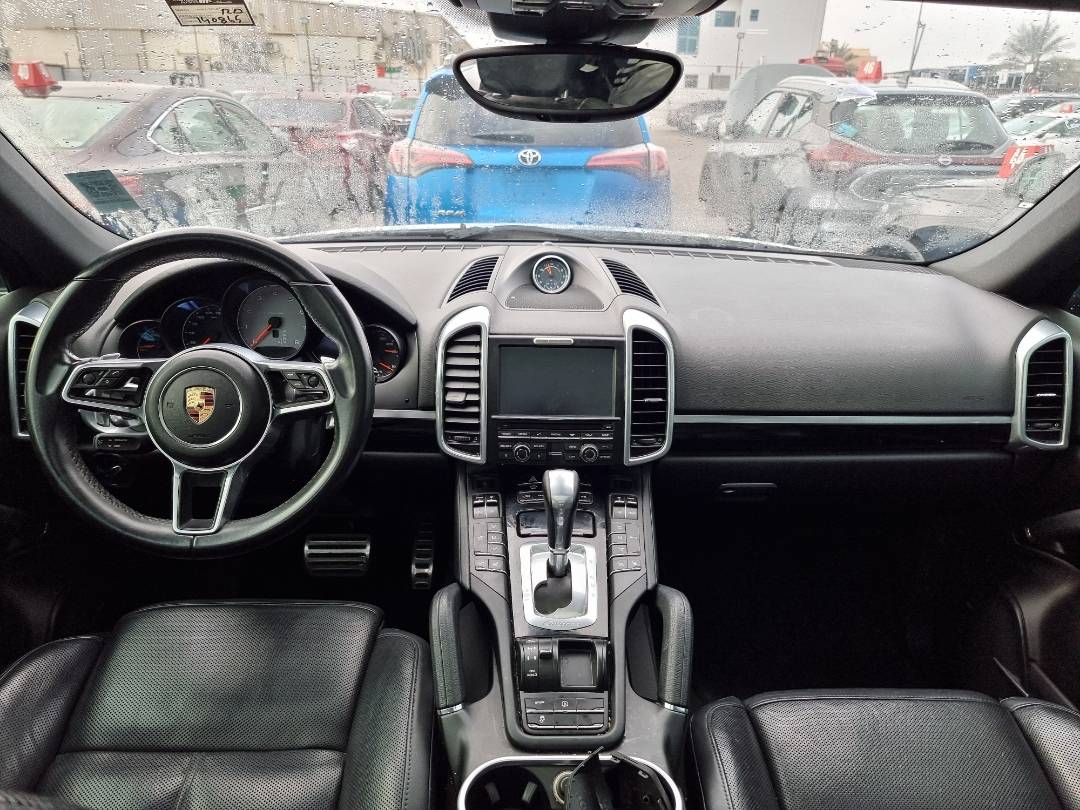 2016 PORSCHE Cayenne — 140864 Miles — Lot 70754854 — Souq - Marhaba Auctions Used Cars - Image 7