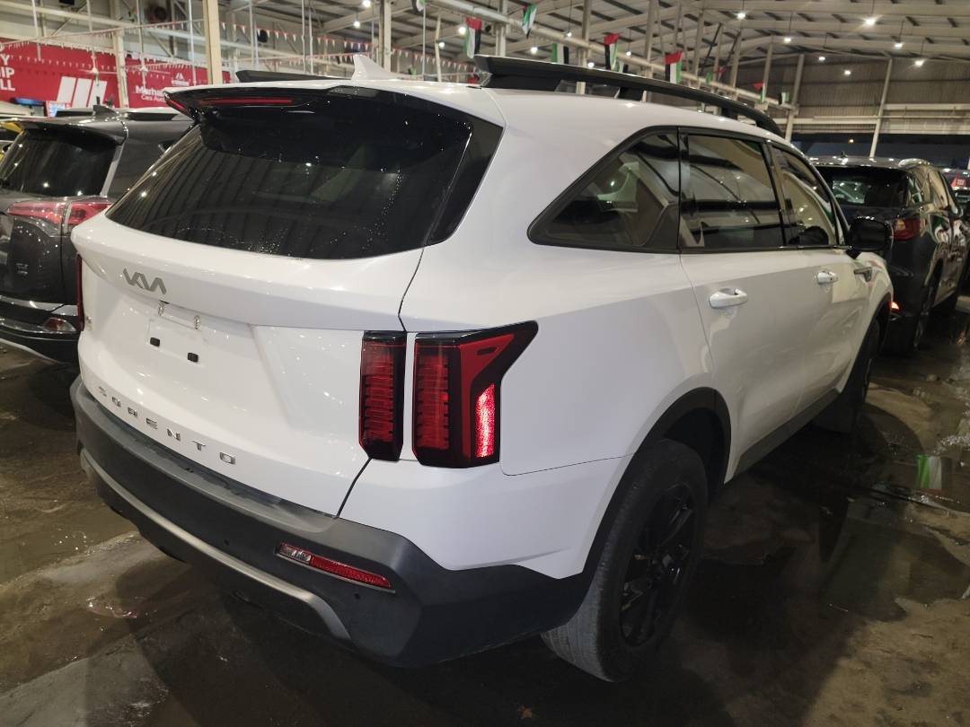 2022 KIA SORENTO — 32701 Miles — Lot 071153 - Marhaba Auctions Used Cars - Image 4