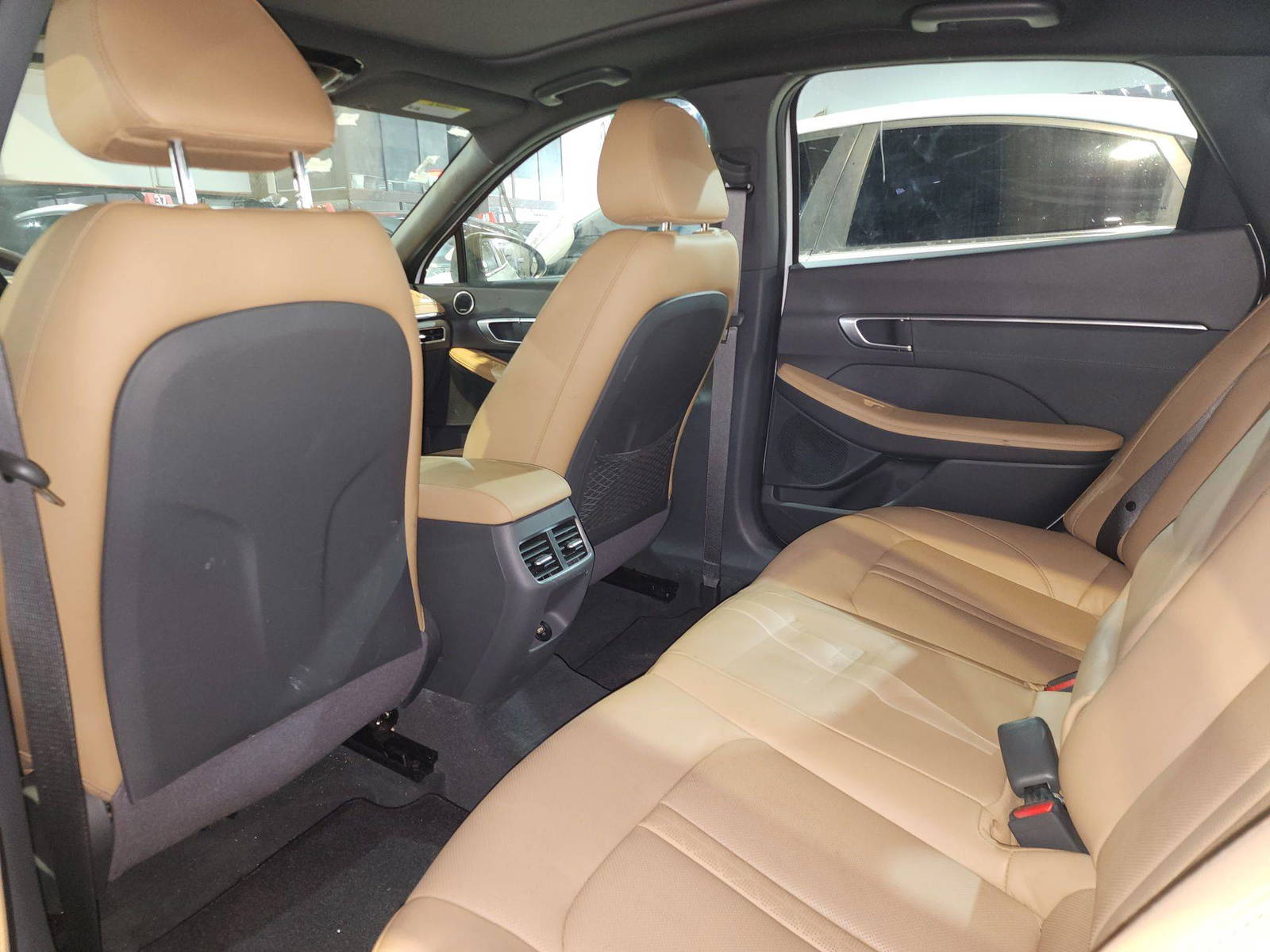 HYUNDAI SONATA 2021 - Marhaba Auction Used Cars - Image 7