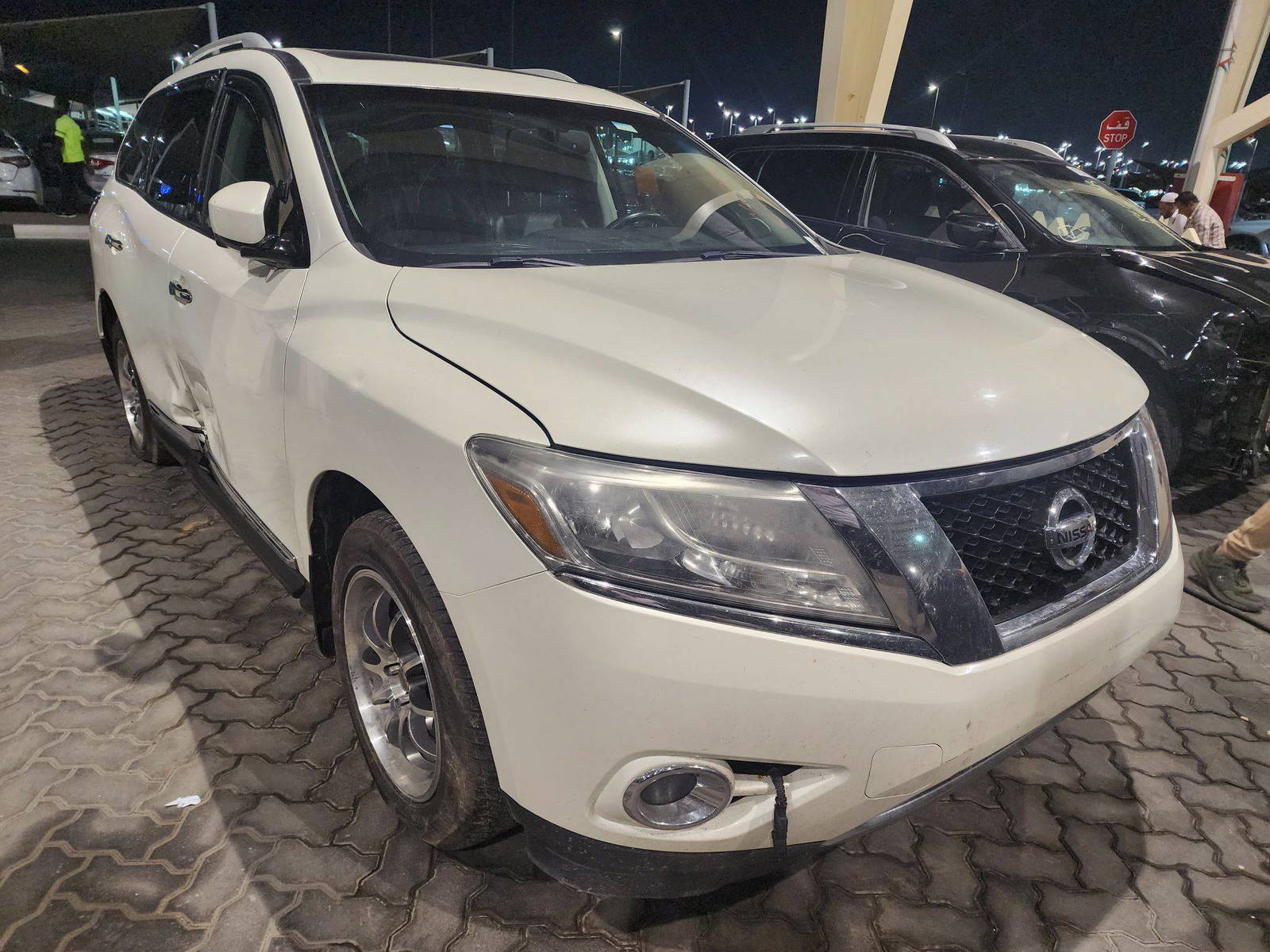 2015 NISSAN PATHFINDER — 215488 KM — Lot 35380 - Marhaba Auctions Used Cars - Image 7