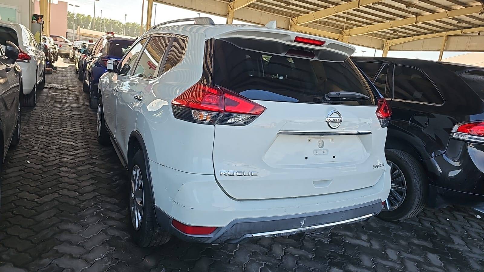 2017 NISSAN ROGUE — 122826 Miles — Lot 2HP521642 — Souq - Marhaba Auctions Used Cars - Image 11