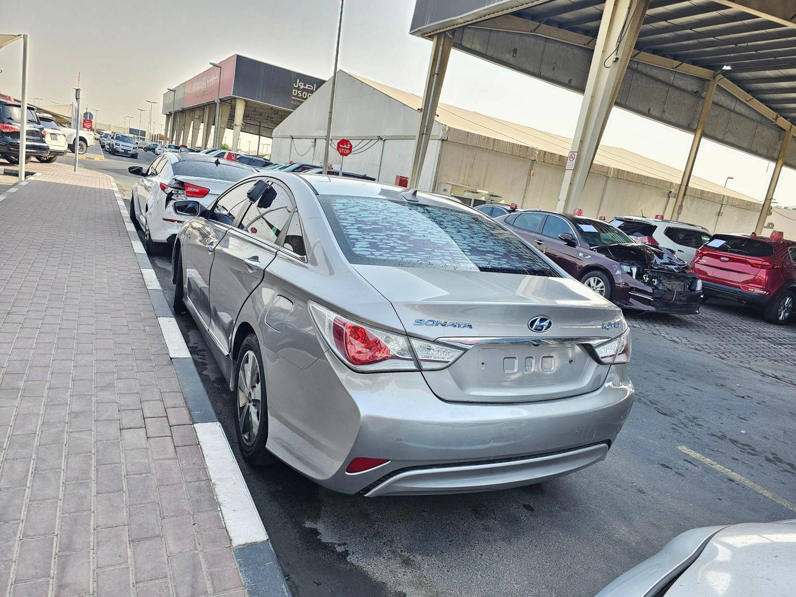 2012 HYUNDAI SONATA — 197522 KM — Lot CA035617 — Souq - Marhaba Auctions Used Cars - Image 4
