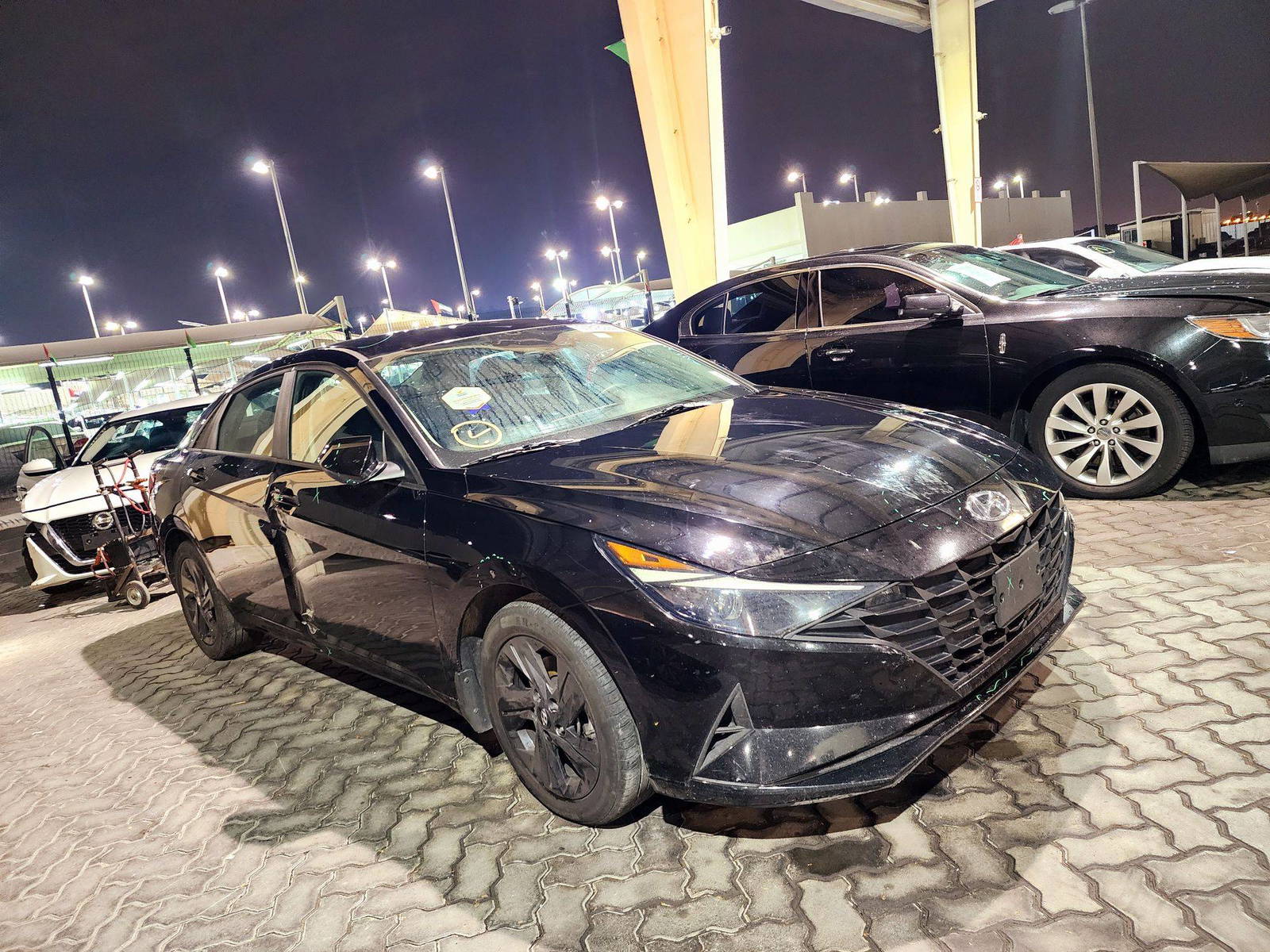 2022 HYUNDAI ELANTRA — 108256 Miles — Lot 71616994 — Souq - Marhaba Auctions Used Cars - Image 4