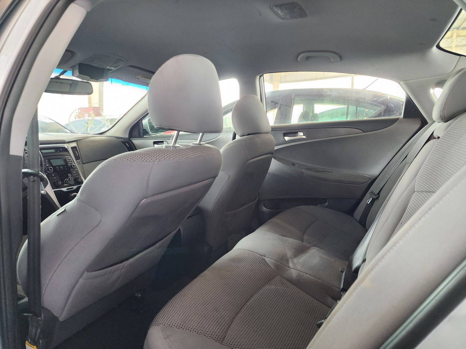 2011 HYUNDAI SONATA — 171904 Miles — Lot 50886704 — Souq - Marhaba Auctions Used Cars - Image 6