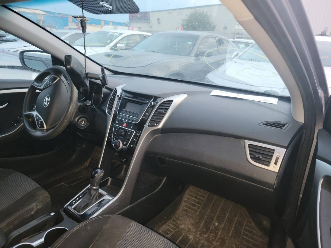2013 HYUNDAI ELANTRA — 183969 Miles — Lot 81480473 - Marhaba Auctions Used Cars - Image 6