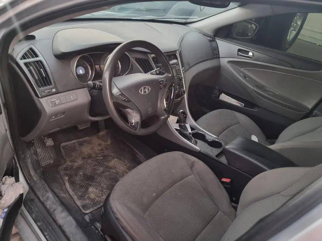 2011 HYUNDAI SONATA — 219332 Miles — Lot H076757 — Ind. 12 - Marhaba Auctions Used Cars - Image 7