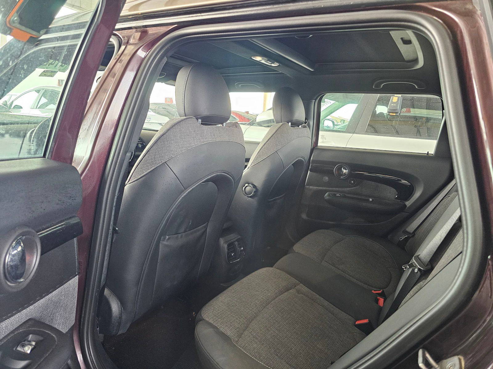 2016 MINI COOPER CLUBMAN — 159396 Miles — Lot 47425735 — Souq - Marhaba Auctions Used Cars - Image 6