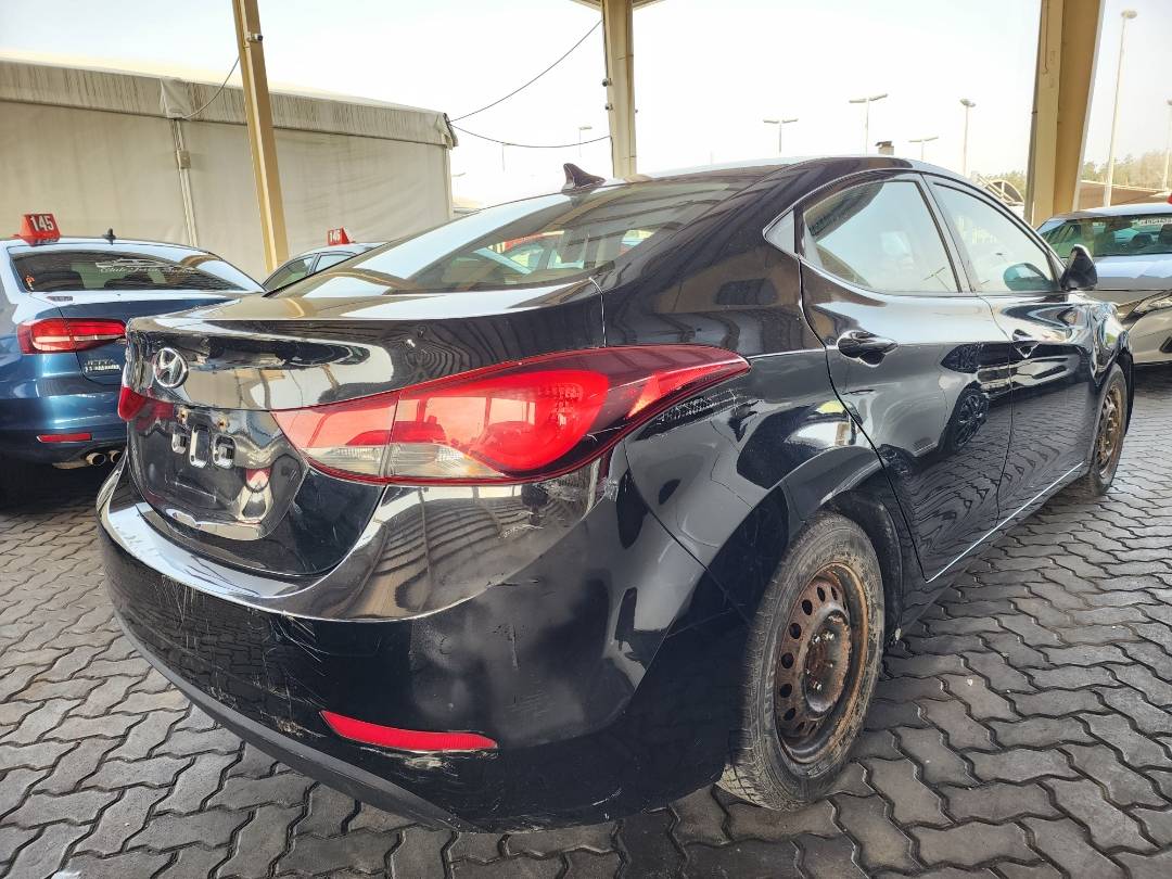 2014 HYUNDAI ELANTRA — 106786 KM — Lot 469014 — Souq - Marhaba Auctions Used Cars - Image 5