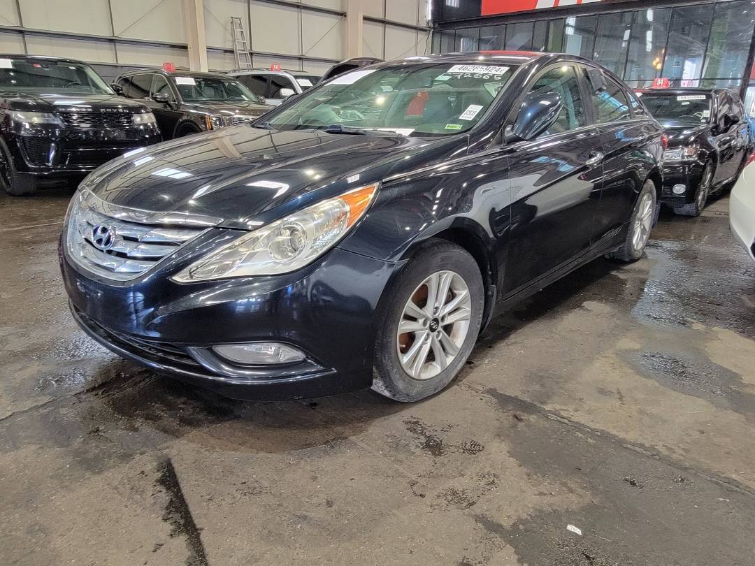 2013 HYUNDAI SONATA — 103983 Miles — Lot 672665 — Main - Marhaba Auctions Used Cars - Image 3