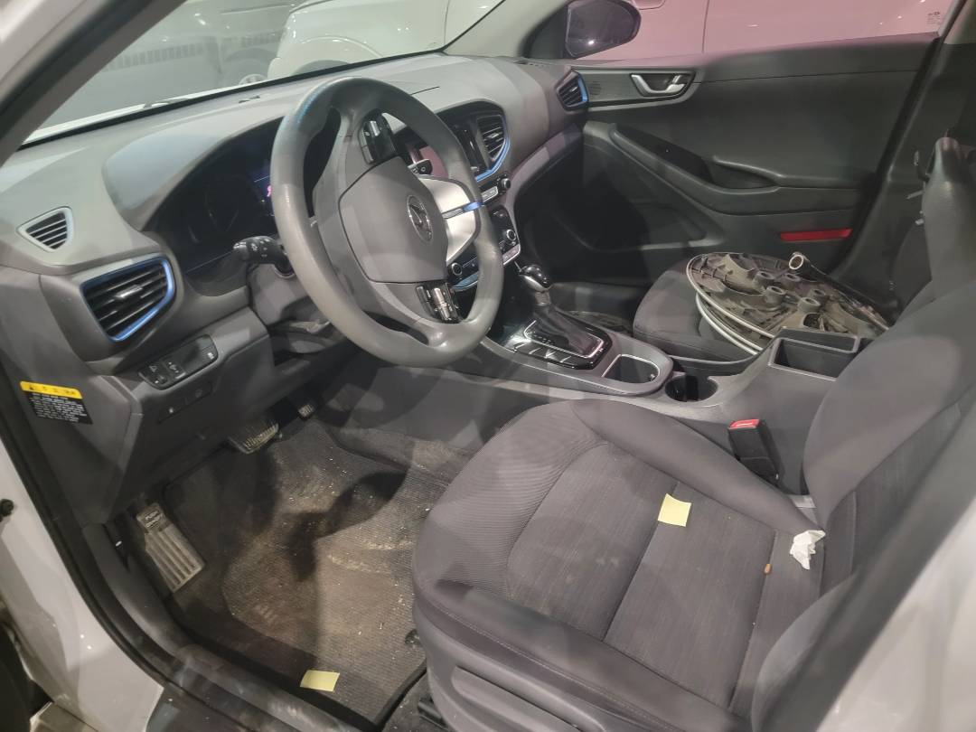 2018 HYUNDAI IONIQ — 150148 KM — Lot 079062 — Main - Marhaba Auctions Used Cars - Image 8