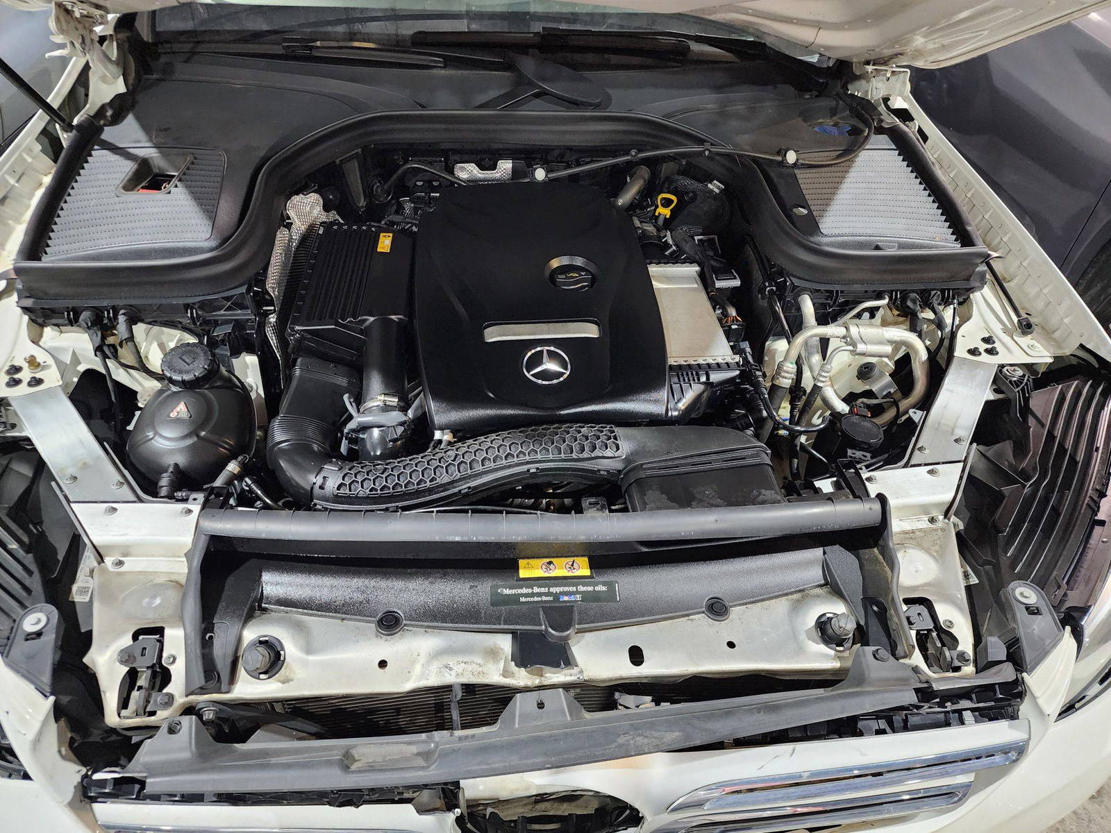 2018 MERCEDES BENZ GLC-300 — 121815 Miles — Lot 087721 — Main - Marhaba Auctions Used Cars - Image 13