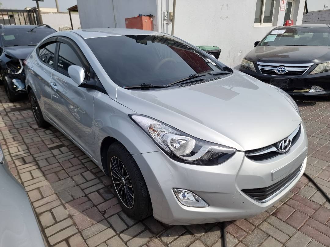 2014 HYUNDAI AVANTE — 171296 KM — Lot 917843 — Ind. 12 - Marhaba Auctions Used Cars - Image 3