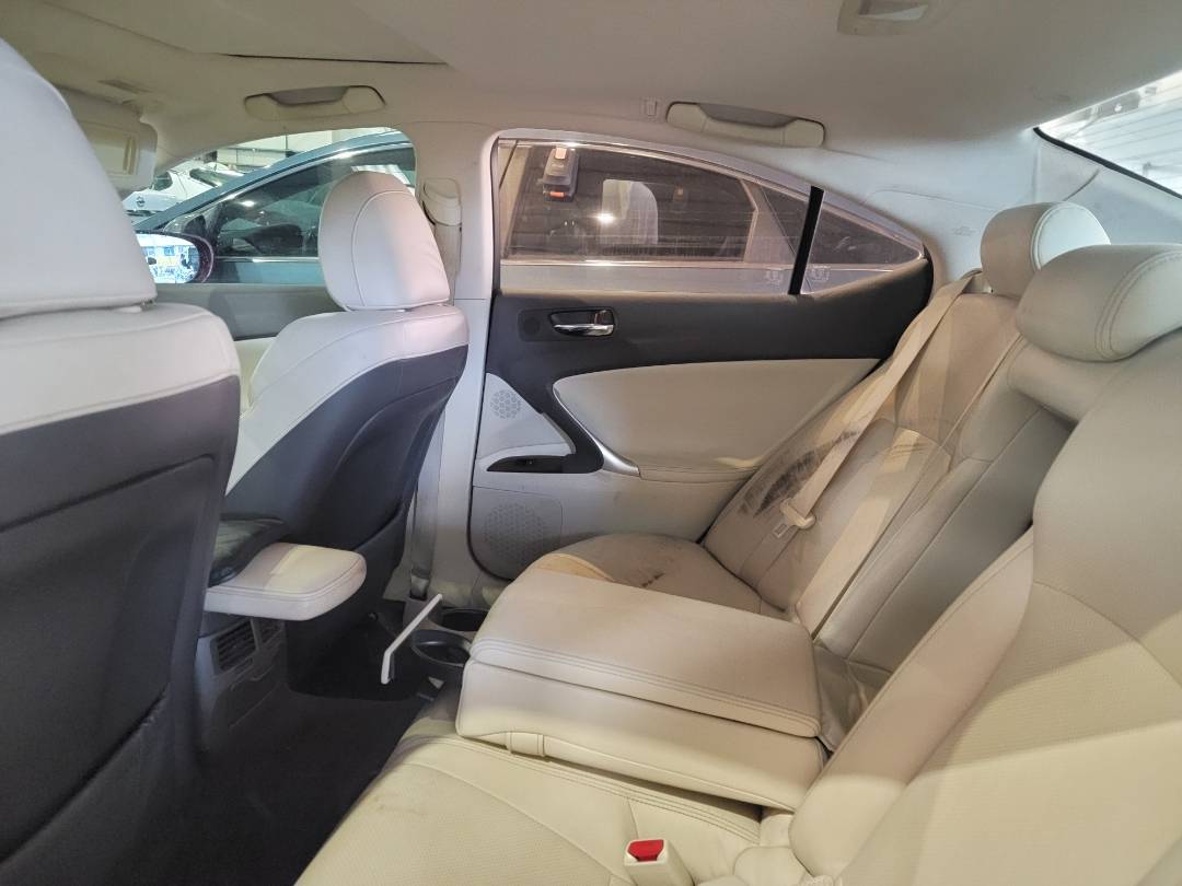2010 LEXUS IS-350 — 164910 Miles — Lot A5023919 — Main - Marhaba Auctions Used Cars - Image 7
