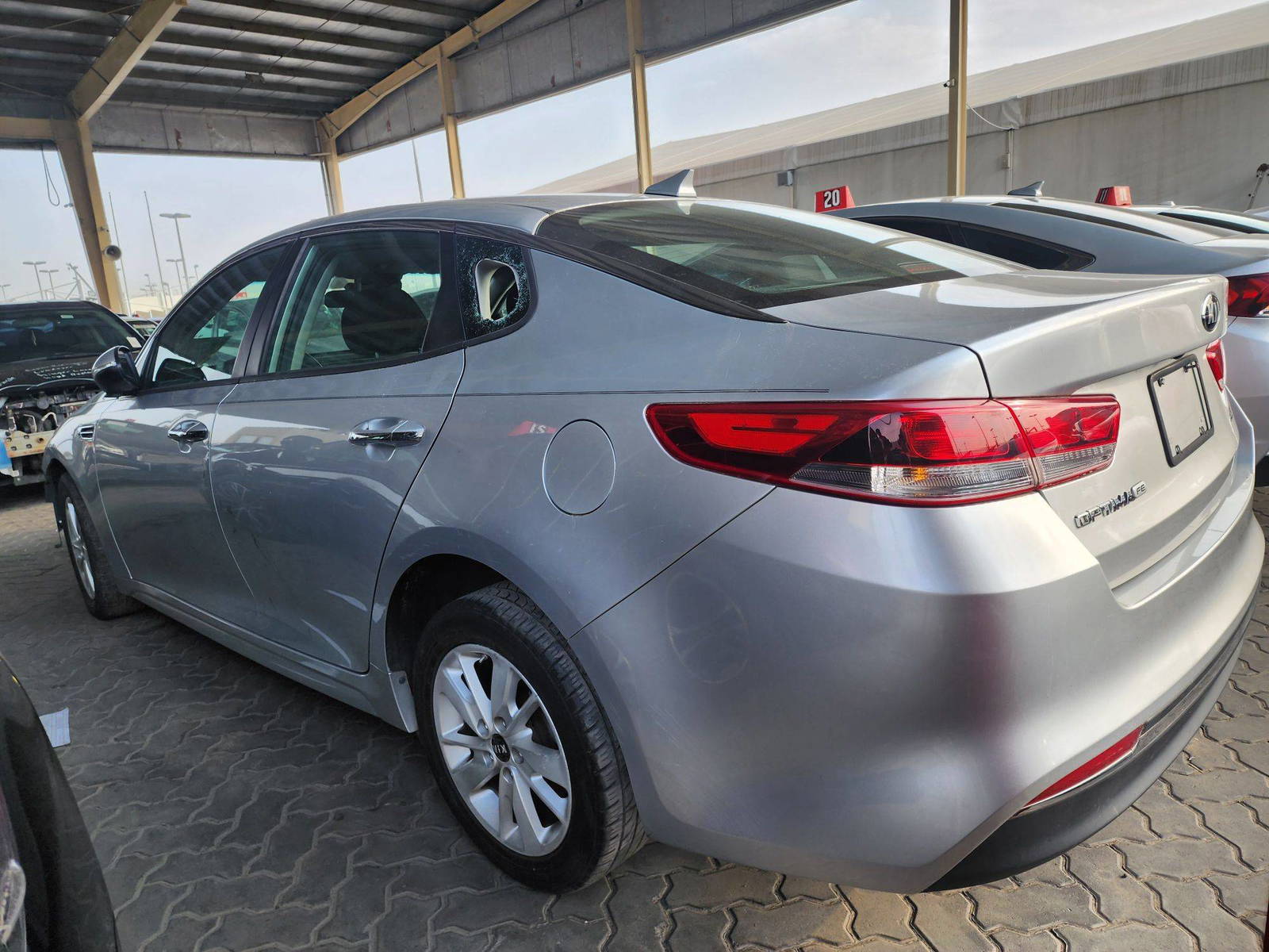 2016 KIA OPTIMA — 216433 Miles — Lot 39043682 — Souq - Marhaba Auctions Used Cars - Image 4