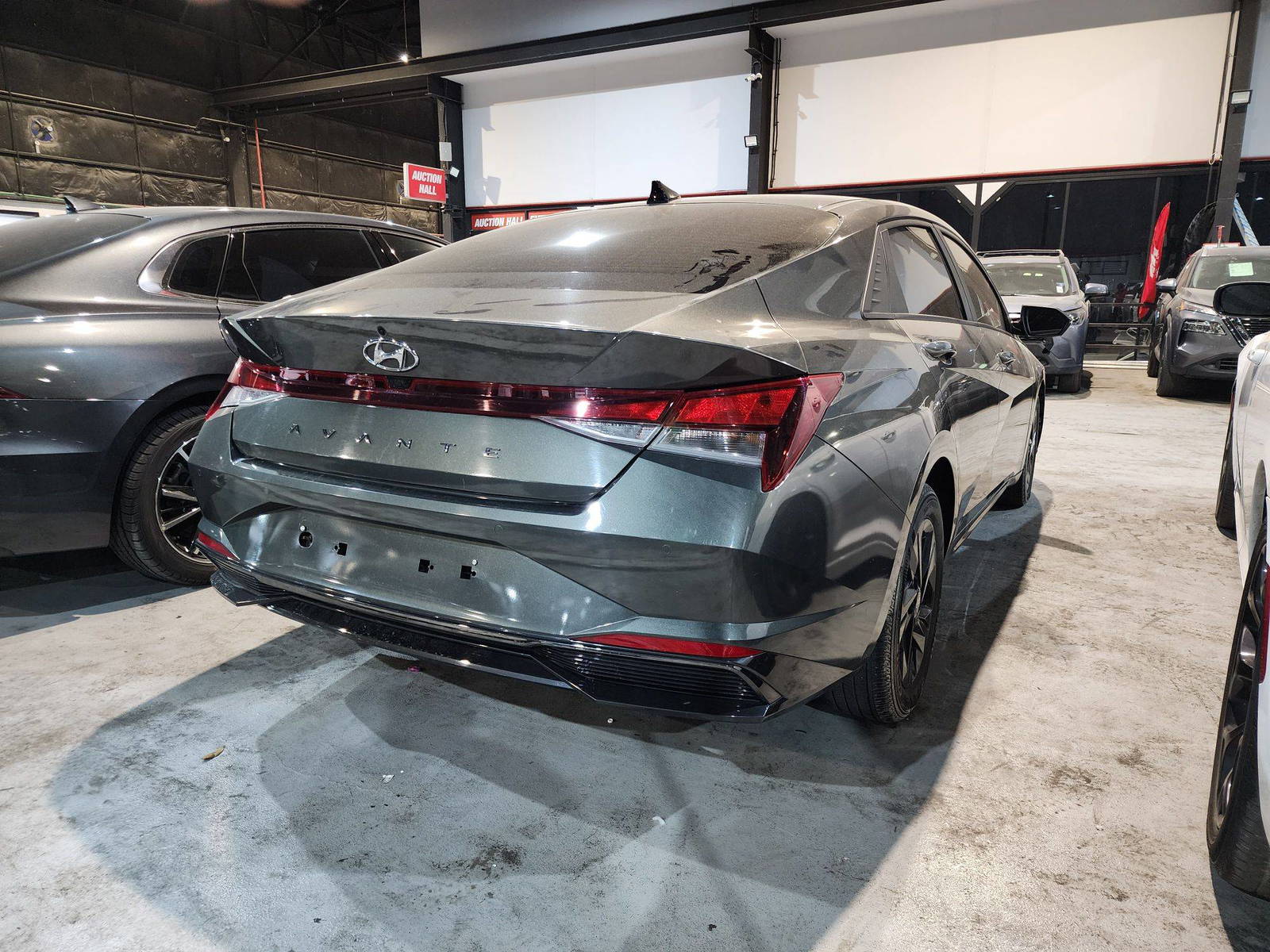 2022 HYUNDAI AVANTE — 173448 KM — Lot 018600 — Al Quoz - Marhaba Auctions Used Cars - Image 7