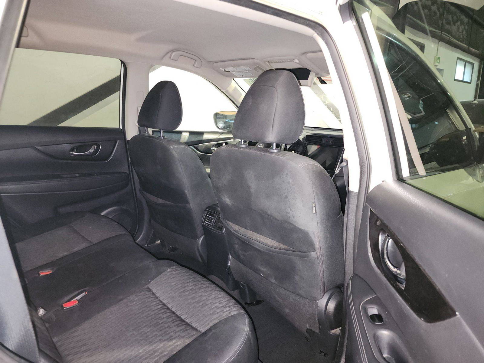 2017 NISSAN ROGUE — 157787 Miles — Lot 611497 — Main - Marhaba Auctions Used Cars - Image 3