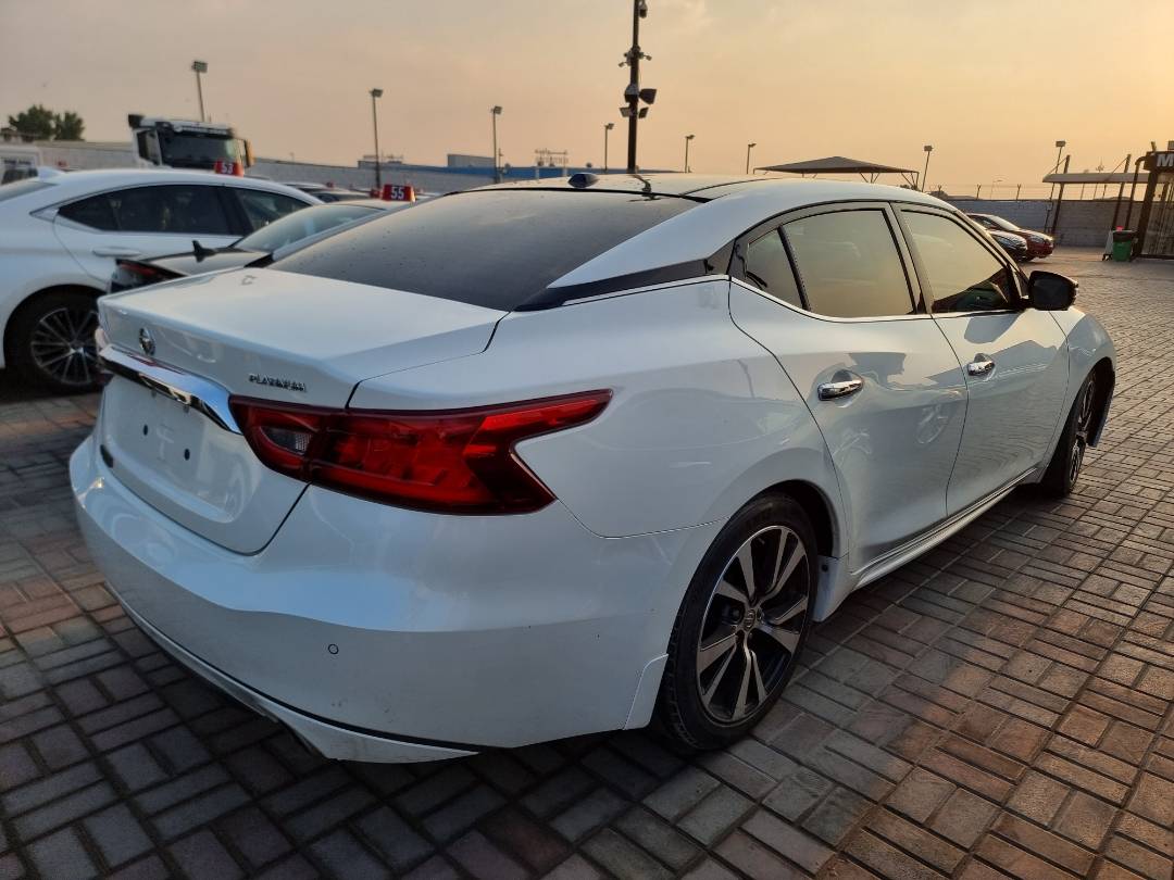 2017 NISSAN MAXIMA — 184979 Miles — Lot 215487 — Ind. 12 - Marhaba Auctions Used Cars - Image 5