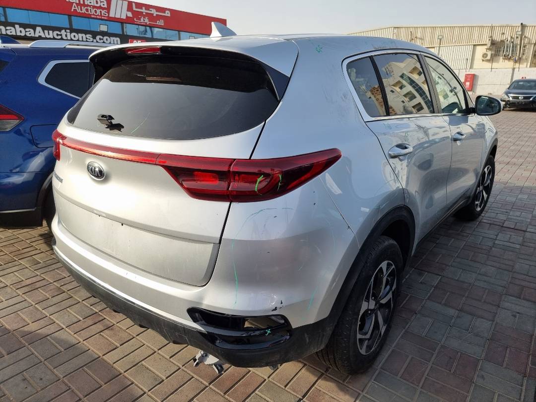 2020 KIA SPORTAGE — 60735 Miles — Lot 215478 — Souq - Marhaba Auctions Used Cars - Image 4