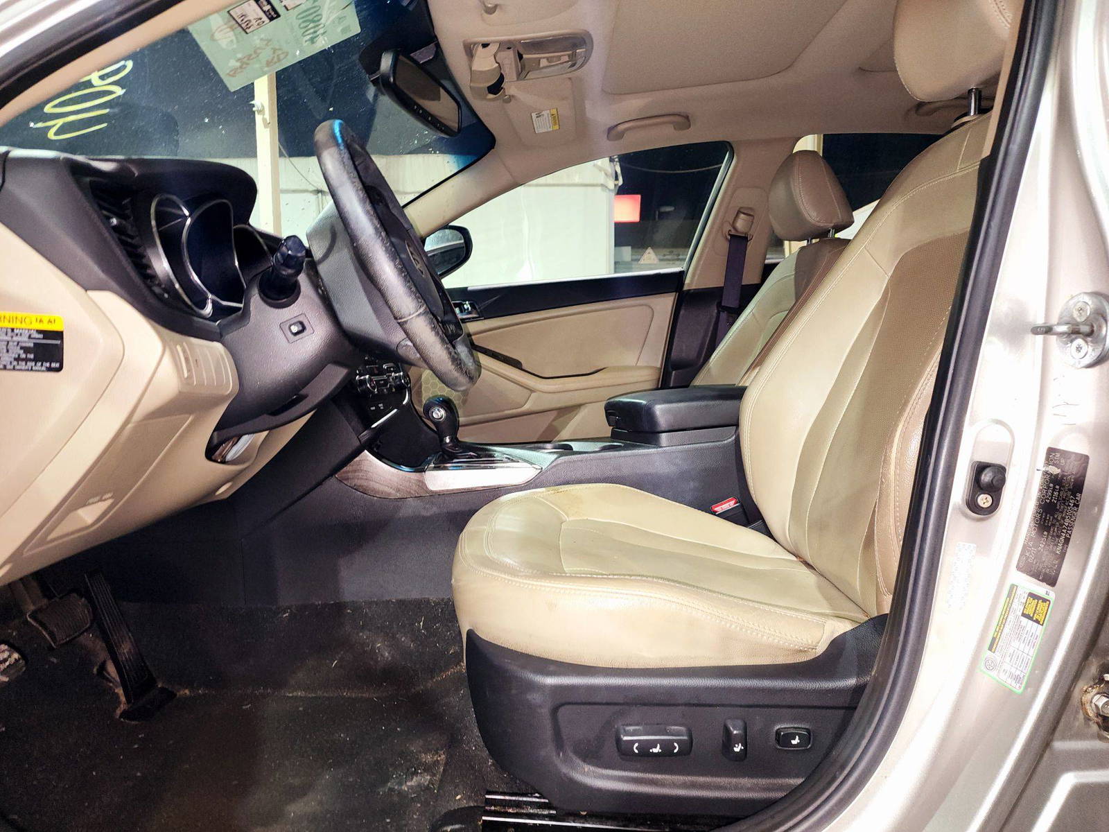 2011 KIA OPTIMA — 154547 Miles — Lot 40807342 — Souq - Marhaba Auctions Used Cars - Image 9