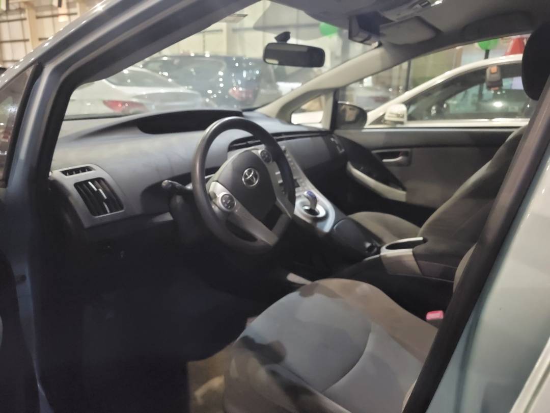 2012 TOYOTA PRIUS — 168688 Miles — Lot 1592572 — Main - Marhaba Auctions Used Cars - Image 6