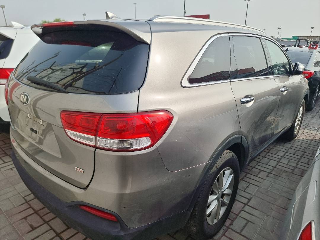 KIA SORENTO 2017 - Marhaba Auction Used Cars - Image 5
