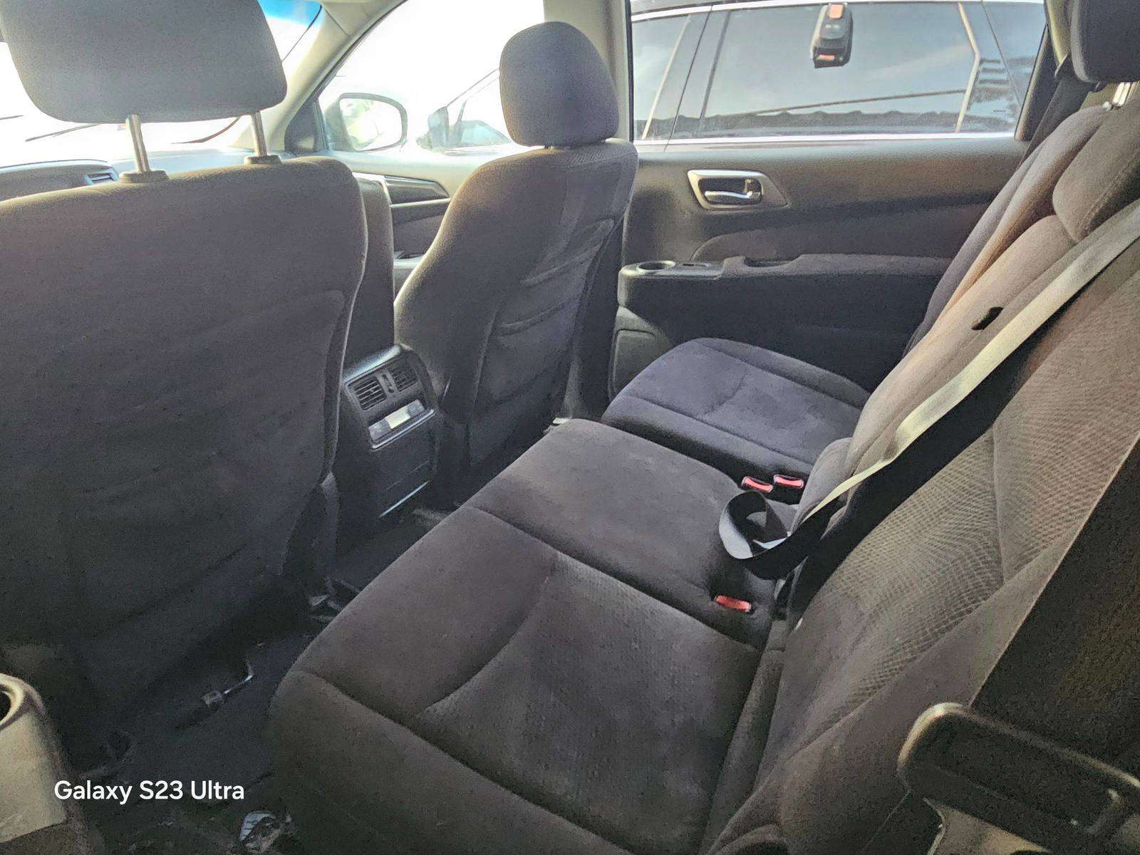 2013 NISSAN PATHFINDER — 210277 Miles — Lot C634001 — Main - Marhaba Auctions Used Cars - Image 9