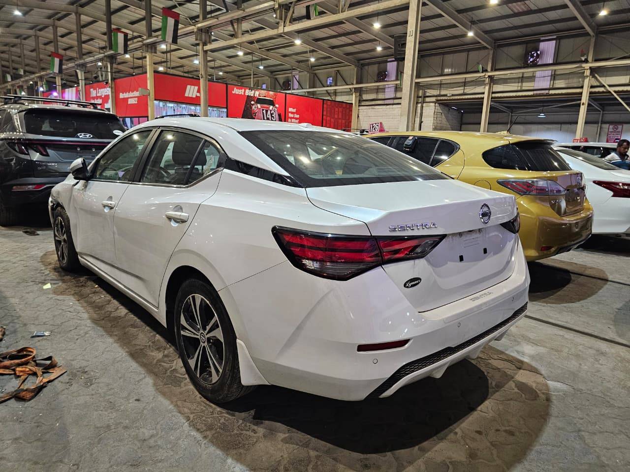 Nissan Sentra 2020 view 2