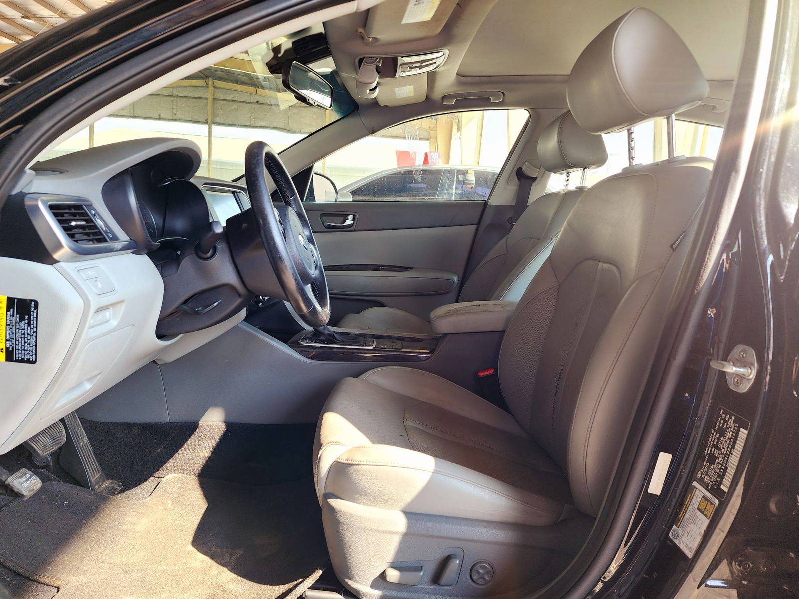 2016 KIA OPTIMA — 117405 Miles — Lot 63657424 — Souq - Marhaba Auctions Used Cars - Image 9