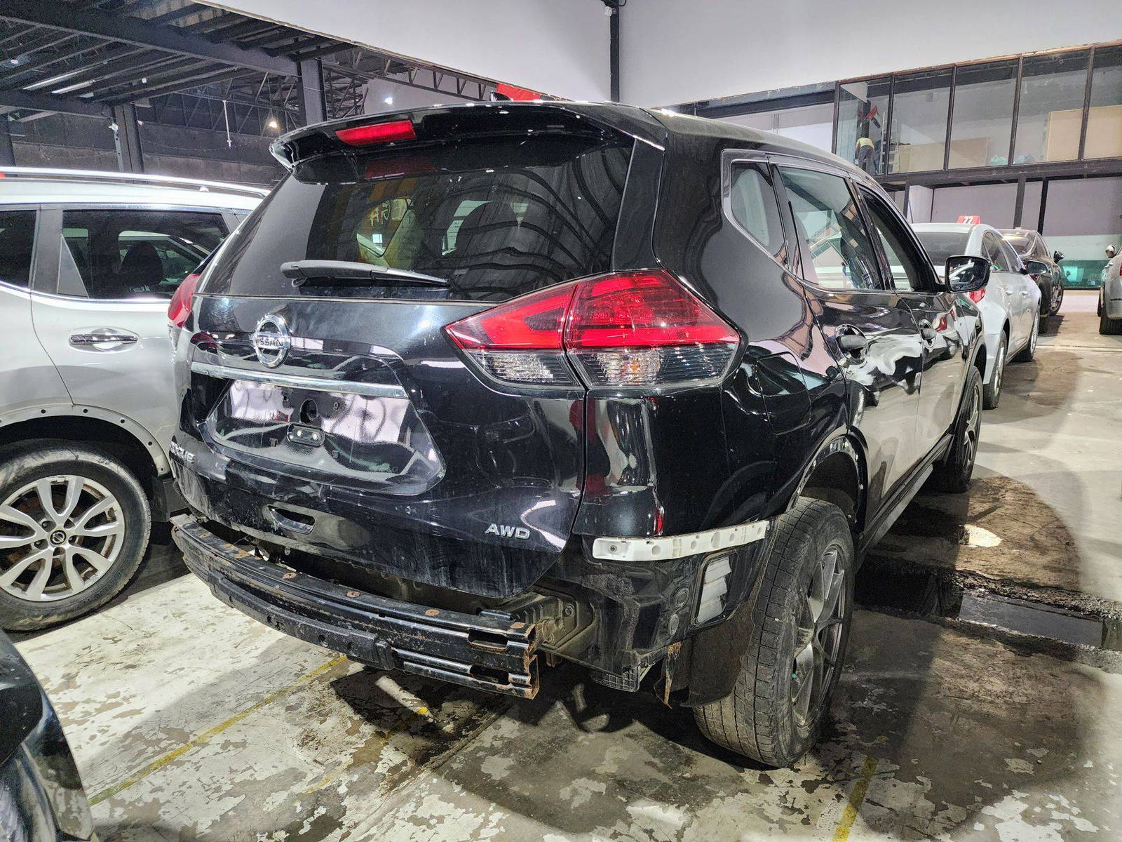 2017 NISSAN ROGUE — 127871 KM — Lot 88244795 — Souq - Marhaba Auctions Used Cars - Image 6